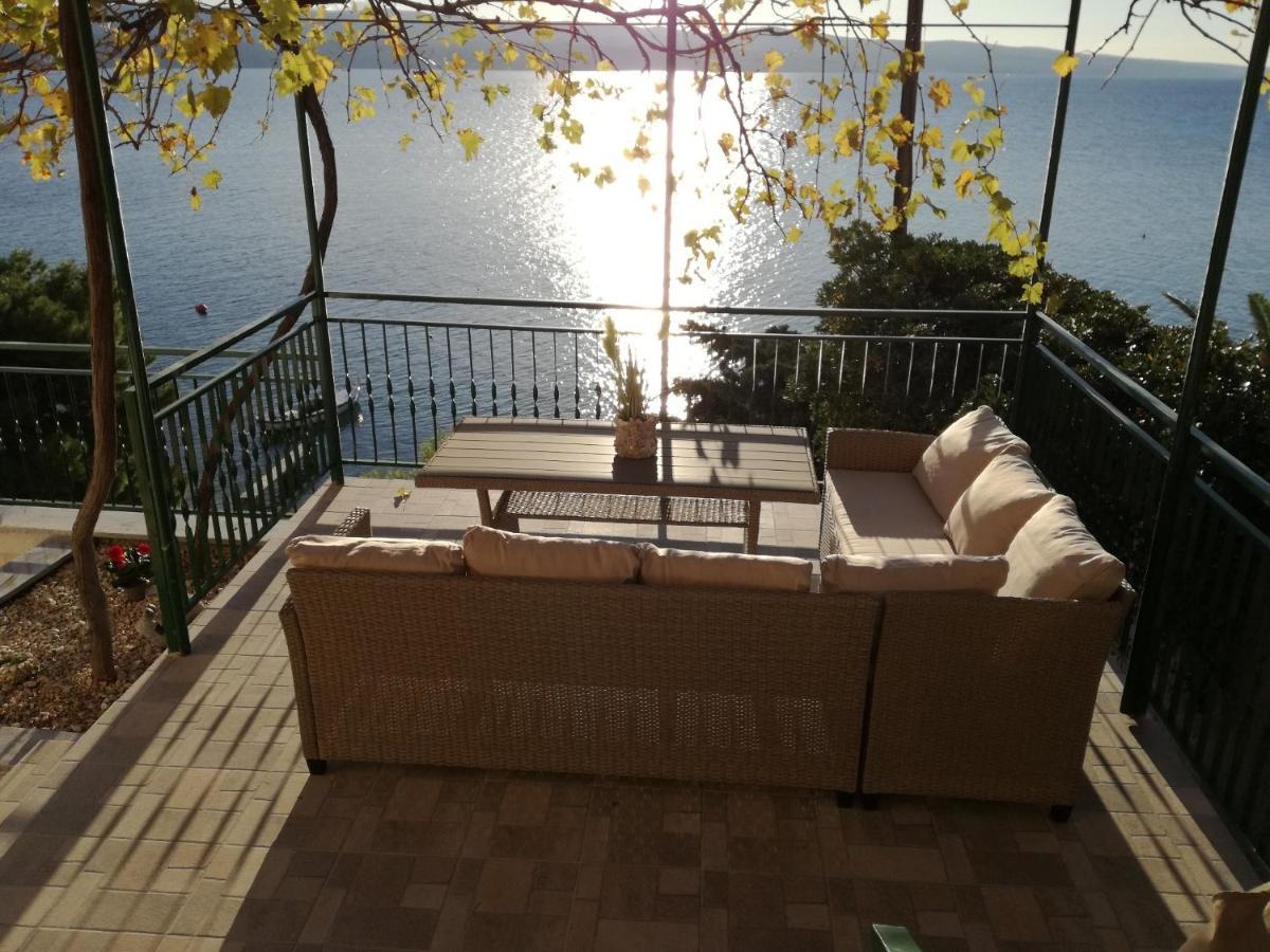 House Karlo Apartments 奥米什 外观 照片