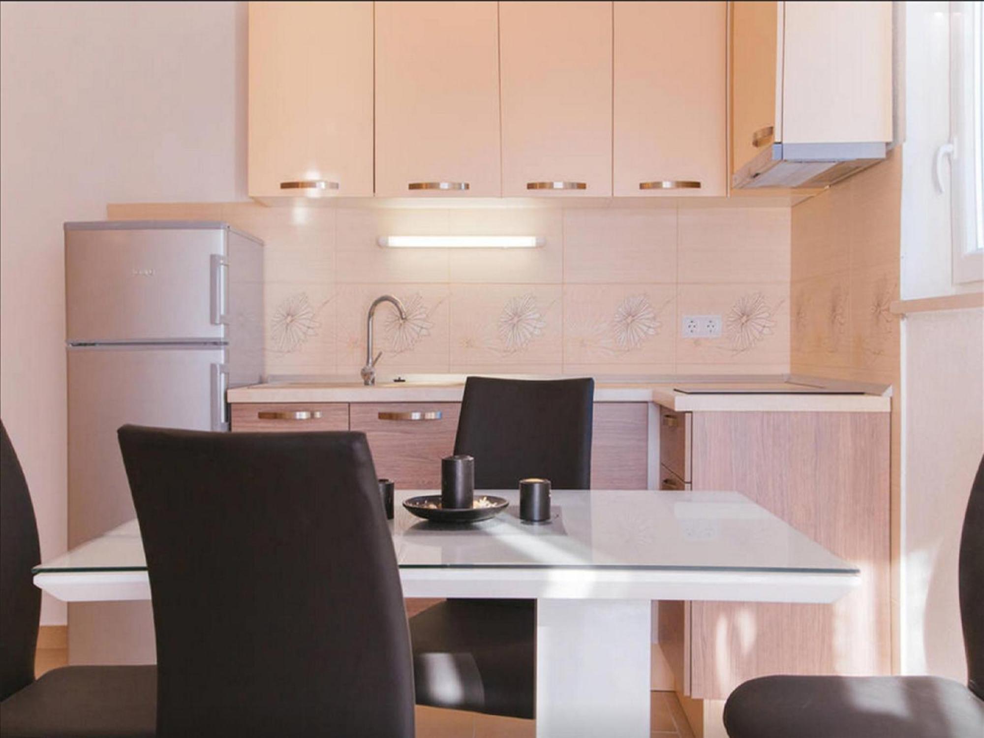House Karlo Apartments 奥米什 客房 照片
